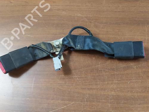 Used Seat buckle TOYOTA YARIS (_P13_) 1.5 Hybrid (NHP130_, NHP130) (101 hp) 24404583