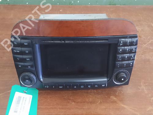 Used Radio Radio MERCEDES-BENZ S-CLASS (W220, V220) S 320 CDI (220.025, 220.125) (204 hp) 37265492 37265492