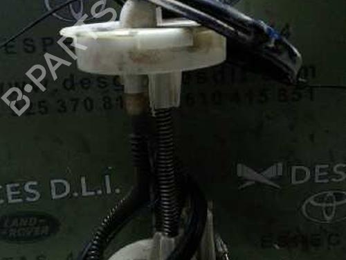 Used Fuel pump LAND ROVER DEFENDER Station Wagon (L316) 2.5 Td5 4x4 (L316) (122 hp) 17847617