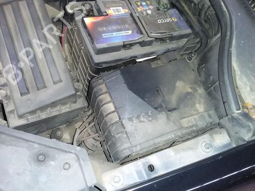 Zekeringkast VW GOLF V (1K1) [2003-2010]  26007096