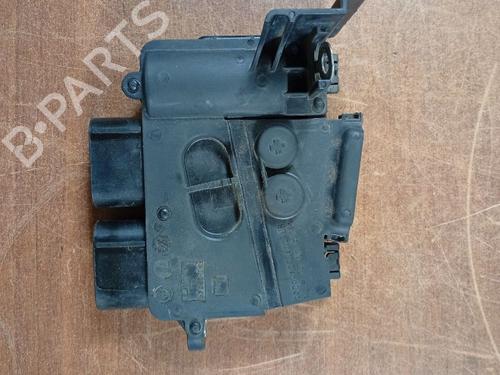 Used Fuse box BMW X3 (F25) sDrive 18 d (150 hp) 30744250