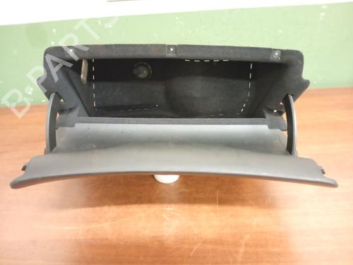 Used Glove box VW PASSAT B5.5 (3B3) 1.9 TDI (130 hp) 29633262