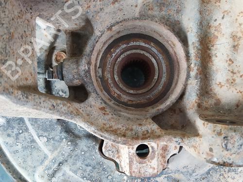 Right rear steering knuckle LAND ROVER FREELANDER 2 (L359) 2.2 TD4 4x4 | BP17853825M28 