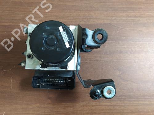 Used ABS pump LAND ROVER FREELANDER 2 (L359) 2.2 TD4 4x4 (152 hp) 17855190