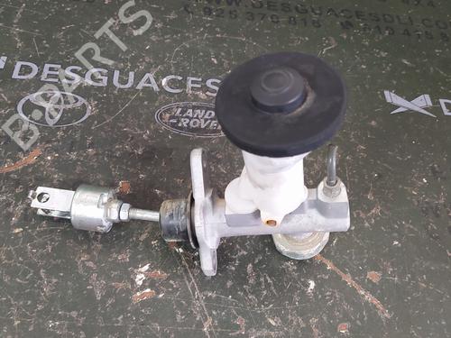 Used Clutch slave cylinder TOYOTA LAND CRUISER 90 (_J9_) 3.0 TD (KZJ90_, KZJ95_, KZJ90R, KZJ95R, KZJ90W, KZJ95W) (125 hp) 18843111