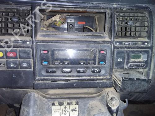 Used Climate control Climate control LAND ROVER DISCOVERY II (L318) 2.5 Td5 4x4 (139 hp) 34613194 34613194