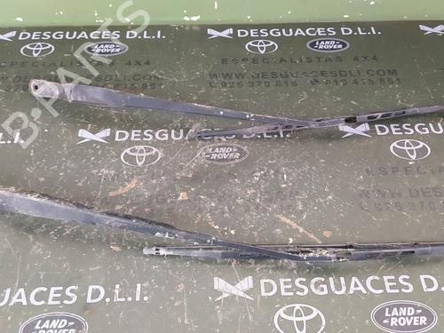 Used Front windshield wiper arm TOYOTA LAND CRUISER 90 (_J9_) 3.0 TD (KZJ90_, KZJ95_, KZJ90R, KZJ95R, KZJ90W, KZJ95W) (125 hp) 18863892