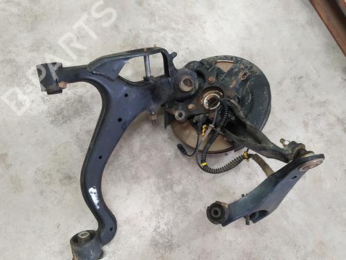 Right front steering knuckle LAND ROVER DISCOVERY III (L319) 2.7 TD 4x4 | BP18354987M26 