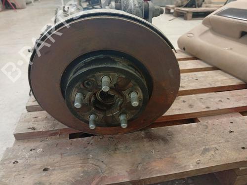 Used Left rear steering knuckle LAND ROVER DISCOVERY SPORT (L550) 2.2 D 4x4 (150 hp) 17853656