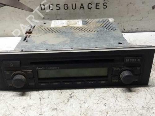 Used Radio AUDI A4 B7 (8EC) 2.0 TDI 16V (140 hp) 17845577