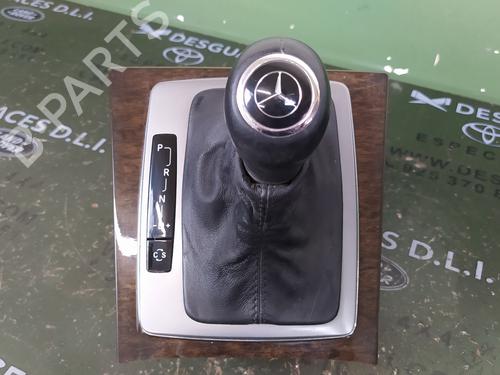 Gear lever MERCEDES-BENZ C-CLASS (W204) C 220 CDI (204.002) | BP17846681M90 