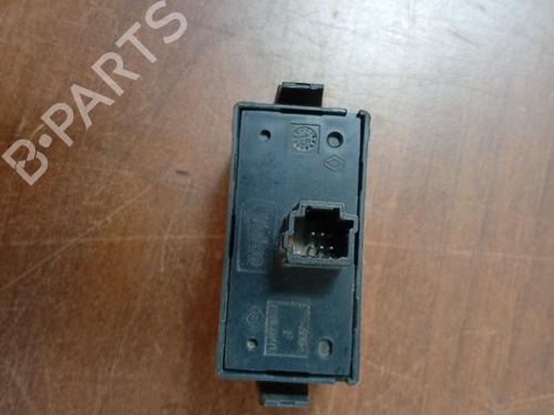 Warning switch RENAULT KANGOO / GRAND KANGOO II (KW0/1_) 1.5 dCi 70 (KW0V, KW0A) | BP29906216I22