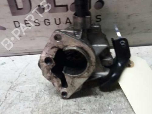 Used Vacuum pump RENAULT MEGANE II (BM0/1_, CM0/1_) 1.5 dCi (BM1E, CM1E) (106 hp) 17840088