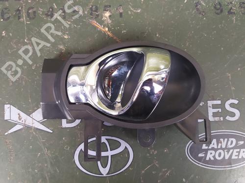 Venstre bagtil invendig håndtag NISSAN JUKE (F15) 1.5 dCi (110 hp) 17853859