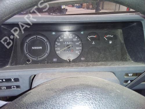Used Instrument cluster Instrument cluster NISSAN PATROL III/1 Station Wagon (W160) [1979-1989] 30968225 30968225