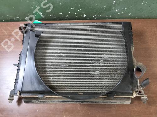 Used Water radiator Water radiator LAND ROVER DISCOVERY II (L318) 2.5 Td5 4x4 (139 hp) 39692356 39692356