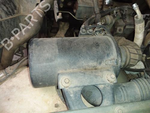 Used Air filter box NISSAN PATROL III/1 Station Wagon (W160) [1979-1989]  30968233