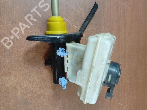 Used Brake master cylinder LAND ROVER DISCOVERY II (L318) 2.5 Td5 4x4 (139 hp) 30061529