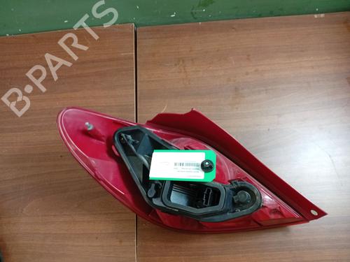 Used Right taillight Right taillight 33321065 33321065