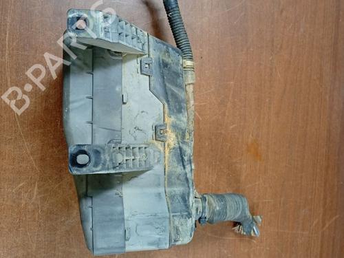 Zekeringkast MITSUBISHI PAJERO III (V7_W, V6_W) [1999-2007]  30319093