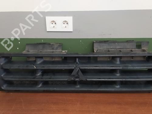 Used Grille MITSUBISHI GALLOPER (JK-01) 2.5 TD intercooler (99 hp) 25771265
