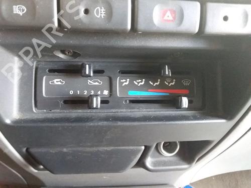 Varmeblæser FORD MAVERICK (UDS, UNS) 2.4 i (124 hp) 27309949