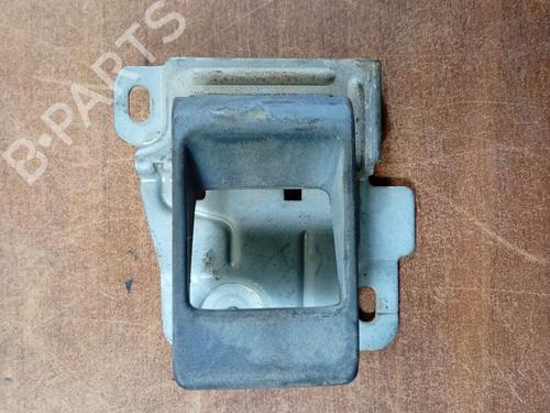 Used Front left interior door handle LAND ROVER DISCOVERY I (LJ) 2.5 TDI 4x4 (113 hp) 30770112