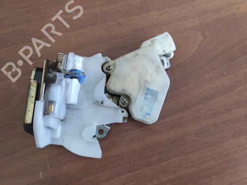 Used Rear left lock NISSAN X-TRAIL I (T30) 2.2 Di 4x4 (114 hp) 23225851