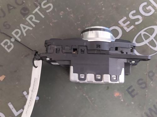Switch BMW X3 (F25) xDrive 20 d | BP17851633I30 