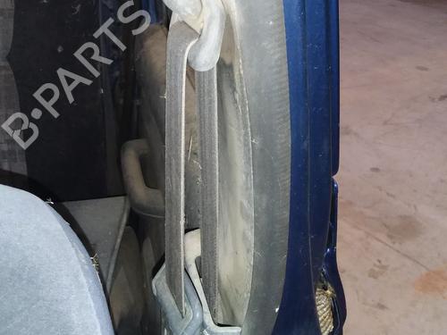 sikkerhetsbelte-foran-venstre-nissan-pick-up-d22-1997-32033421 main image