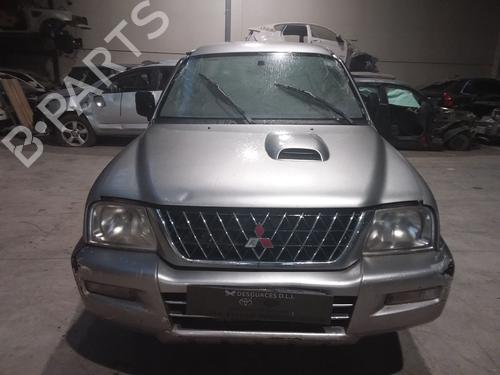 Sikkerhedssele foran højre MITSUBISHI L200 (K7_T, K6_T, K5_T) [1996-2011]  31046755