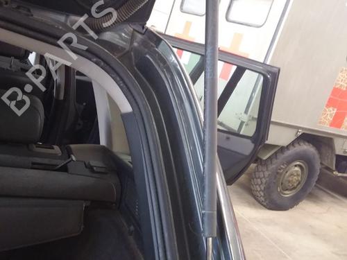 Used Tailgate lift support BMW X3 (E83) xDrive 20 d (177 hp) 27451940
