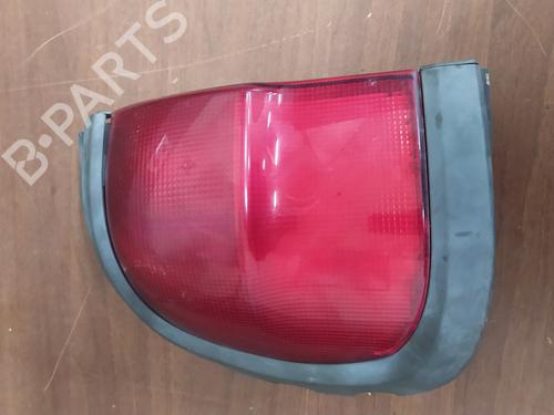 Used Left taillight NISSAN TERRANO II (R20) 2.7 TDi 4WD (125 hp) 25861216
