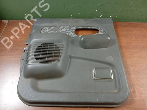 Garniture arrière gauche MITSUBISHI L200 (K7_T, K6_T, K5_T) 2.5 TD 4WD (K74T) (99 hp) 30321412