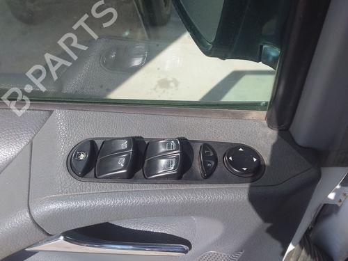 Left front window switch MERCEDES-BENZ VITO / MIXTO Van (W639) | BP26882914I27 - Image 2