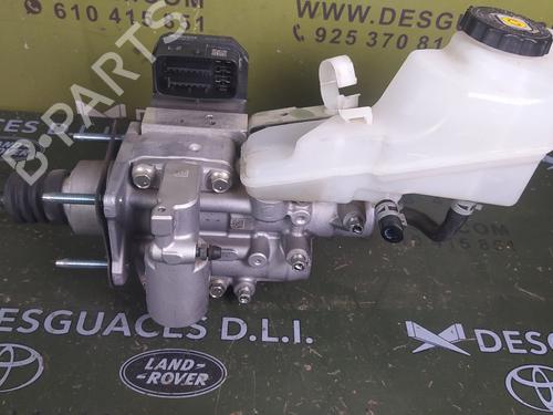 Used Brake master cylinder TOYOTA C-HR (_X1_) 1.8 Hybrid (ZYX10_, ZYX11_, ZYX10R, ZYX11R) (122 hp) 17852680