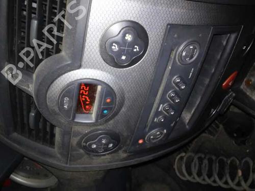 AC Styreenhet / Manøvreringsenhet RENAULT MEGANE II Estate (KM0/1_) 1.9 dCi (KMRG, KM1G, KM0G, KM2C) (120 hp) 17855615
