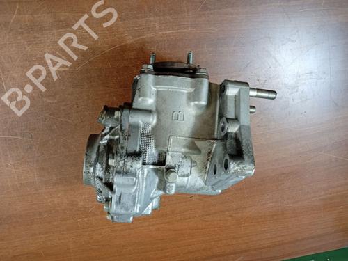 Differential, foran TOYOTA RAV 4 III (_A3_) 2.2 D 4WD (ALA30_, ALA30R) (150 hp) 29706071