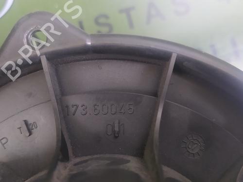 Heater blower motor LAND ROVER DISCOVERY III (L319) 2.7 TD 4x4 | BP17850538M62 