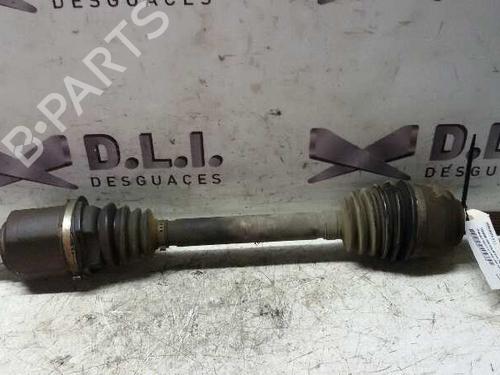 Used Left front driveshaft RENAULT SCÉNIC II (JM0/1_) 1.9 dCi (JM0G, JM12, JM1G, JM2C) (120 hp) 17844796