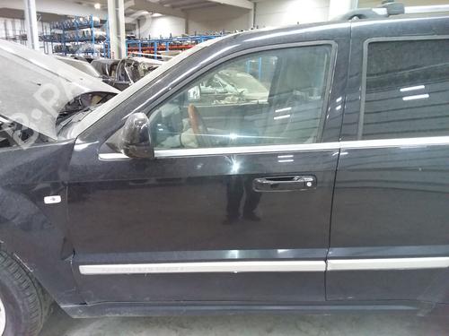 Used Left front door JEEP GRAND CHEROKEE III (WH, WK) [2004-2011]  31041930