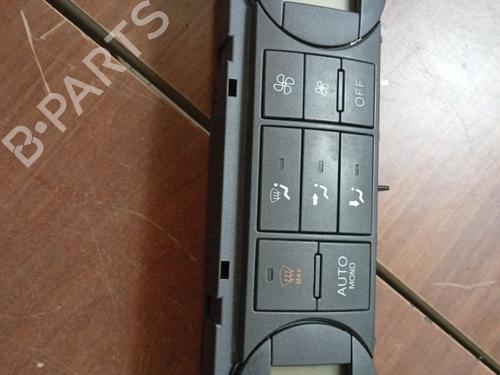 Used Climate control Climate control FORD FOCUS II (DA_, HCP, DP) [2004-2013] 33175684 33175684