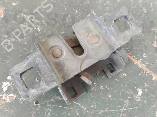 Hood lock LAND ROVER RANGE ROVER SPORT I (L320) 2.7 D 4x4 | BP17970517C133 