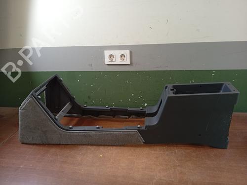 Used Armrest / Center console FORD GRANADA II (GU) [1977-1985]  31847482