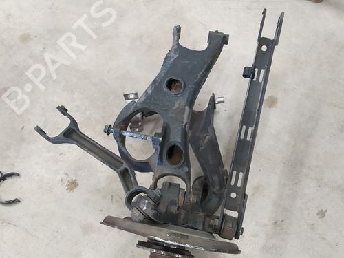 Used Right rear steering knuckle VOLVO XC90 I (275) D5 AWD (185 hp) 17854979