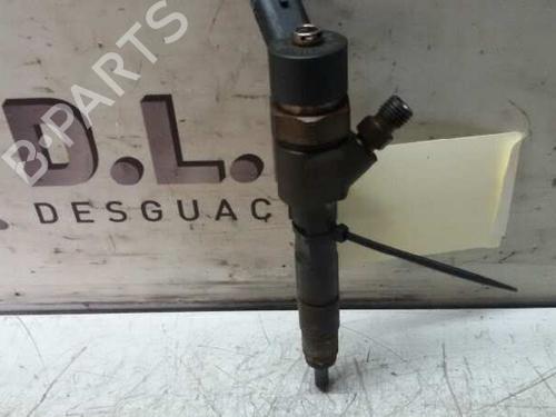 Used Injector RENAULT LAGUNA II (BG0/1_) 1.9 dCi (BG08, BG0G) (120 hp) 17844815