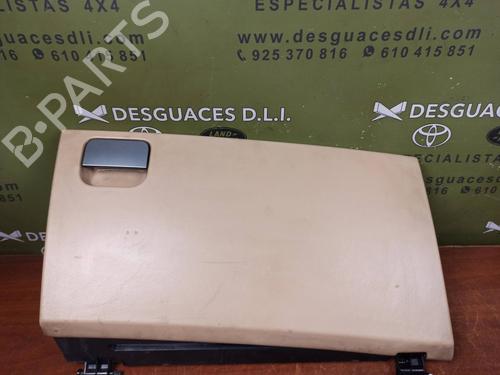 Used Glove box LAND ROVER RANGE ROVER SPORT I (L320) 2.7 D 4x4 (190 hp) 17849656
