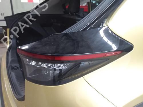 Used Right taillight TOYOTA YARIS CROSS (MXP_) [2020-2025]  27592356