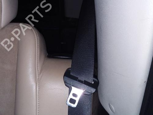 Cinto de segurança traseiro esquerdo Cinto de segurança traseiro esquerdo LAND ROVER DISCOVERY II (L318) 2.5 Td5 4x4 (139 hp) 34613171 34613171