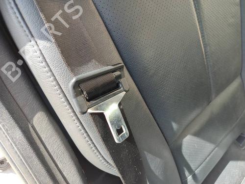 Used Rear right seatbelt MERCEDES-BENZ M-CLASS (W163) ML 270 CDI (163.113) (163 hp) 18019596